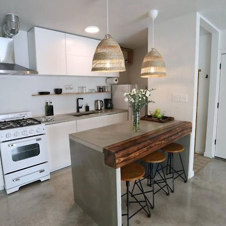 Concrete Suite 5 Min Walk To Shands Uf Gainesville Ngoại thất bức ảnh