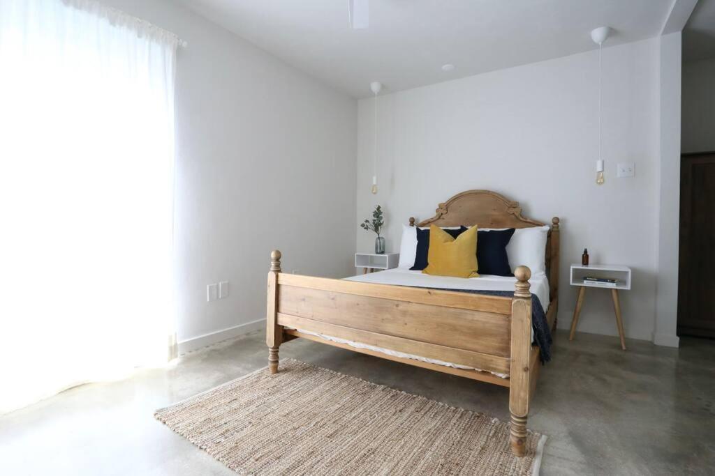 Concrete Suite 5 Min Walk To Shands Uf Gainesville Ngoại thất bức ảnh